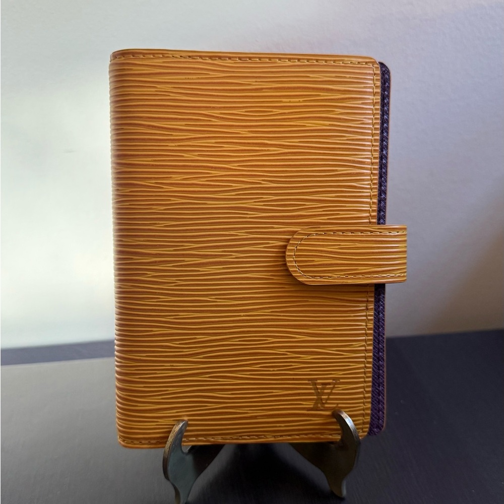 Louis Vuitton PM Epi Agenda
